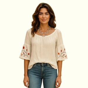 Woman’s Top. Gently Worn - Cute Top Great Condition. Size 1X. OFFERS WELCOME‼️‼️